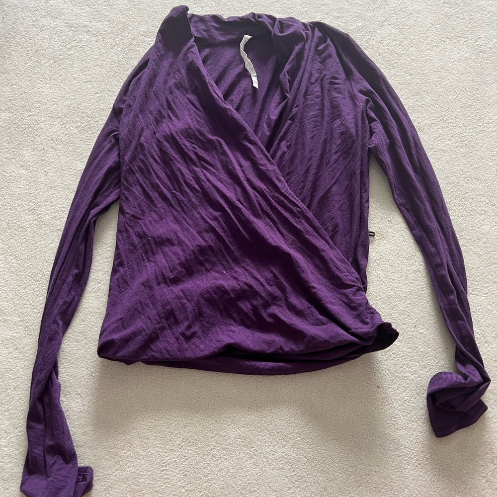 Lululemon long sleeve wrap top